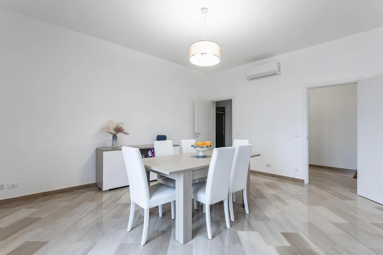 Trapani Seaview Modern Apartment Near The Beach