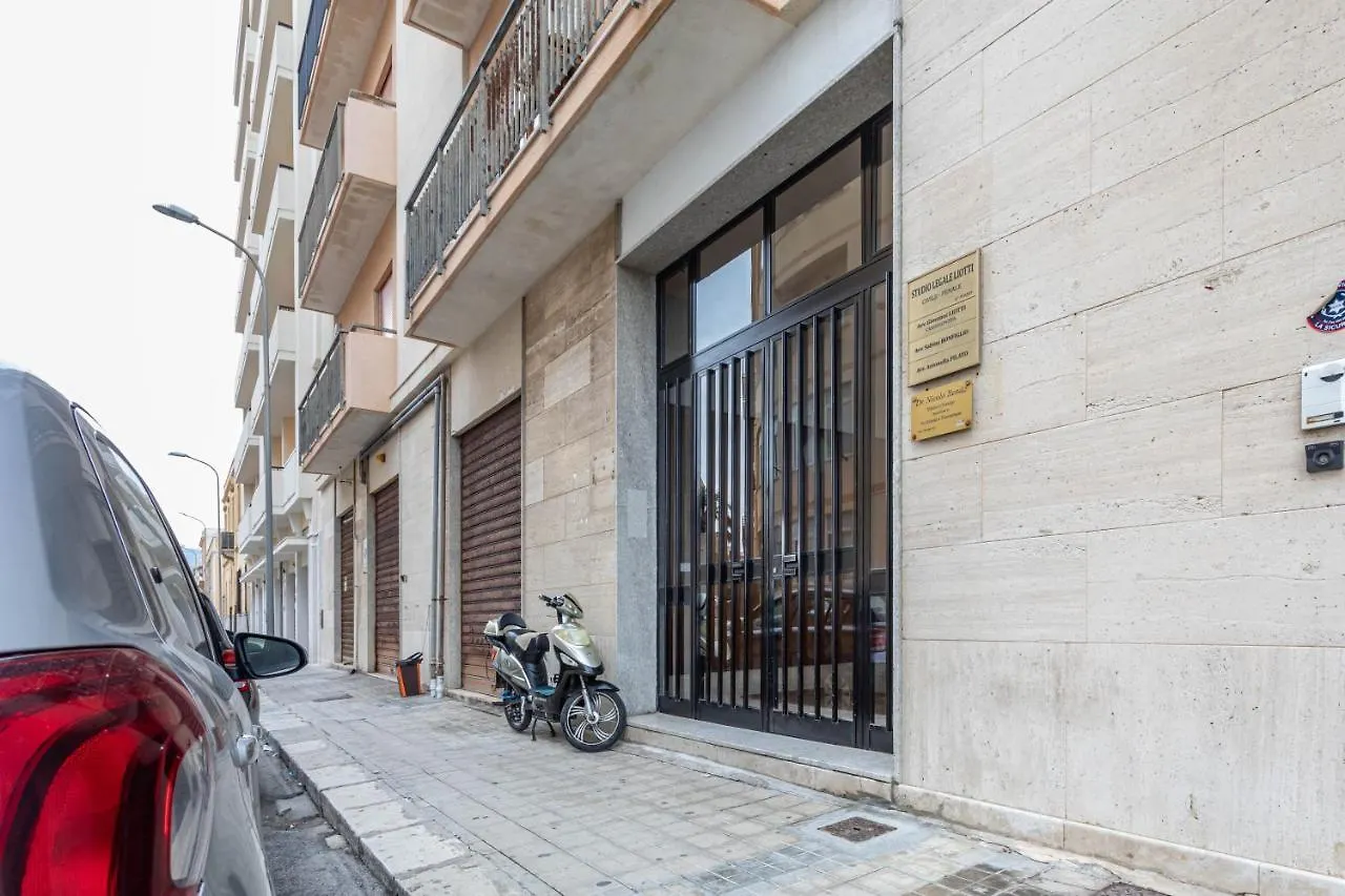 Trapani Seaview Modern Apartment Near The Beach