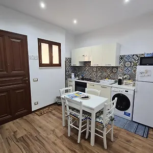 La Maiolica Blu Apartment