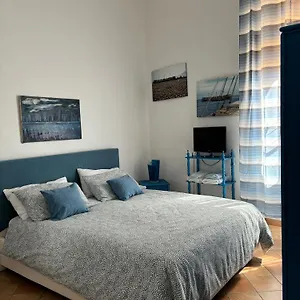 Penelope Apartment