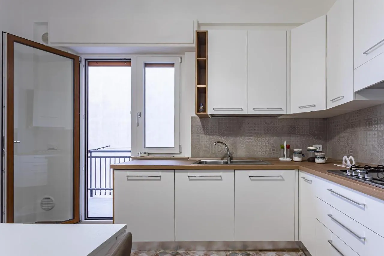 Trapani Seaview Modern Apartment Near The Beach